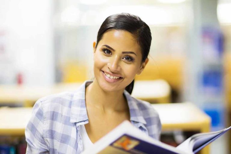 විභාගේ ඉවරයි… නව යොවුන්වියේ ඉන්න මේ දරු පැටවූ ඊලගට මොකද කරන්නේ?