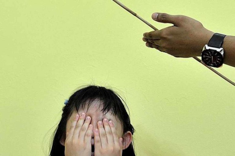 නරක වචන කියන දරුවන්ට වේවැල් කසාය දුන්නොත් හරිද?